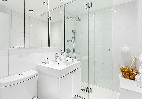 5th image of 301 E 66th St #10FF