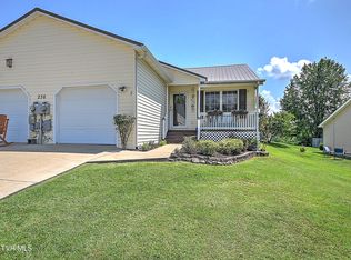 236 Hunter Hills Cir APT 2, Bristol, TN 37620