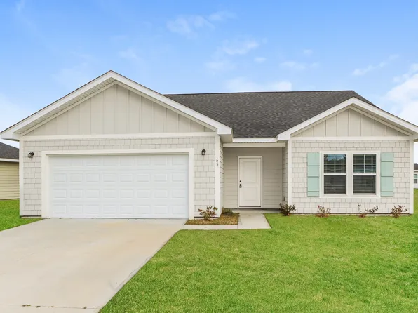 65 Laura Ct, Brunswick, GA 31525