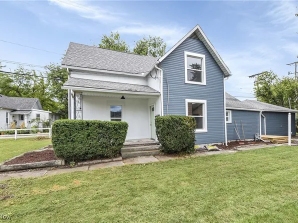 516 Fremont Rd, Port Clinton, OH 43452