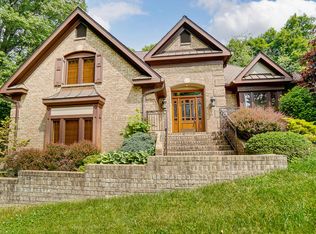 3838 Crescent Hill Rd, Springfield, OH 45502