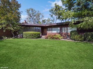 800 Edgewood Ln, Glenview, IL