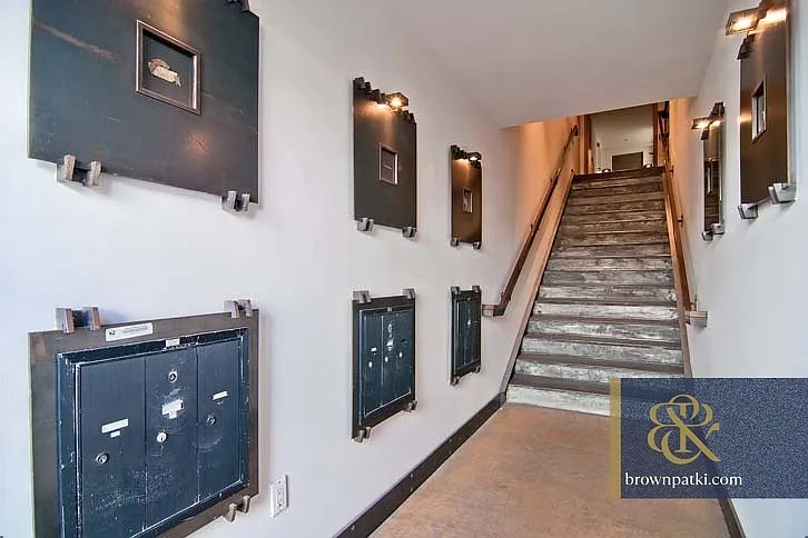 1 Clarence Pl #14 — Photo 17