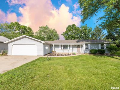106 N 5th St, Dunlap, IL, 61525
