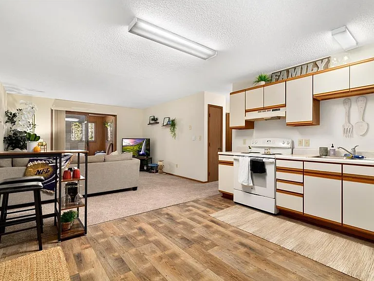 26016 Birch Ave #1 — Photo 8