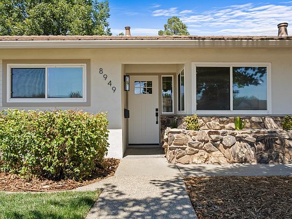 2nd image of 8949 Plaza Park Dr