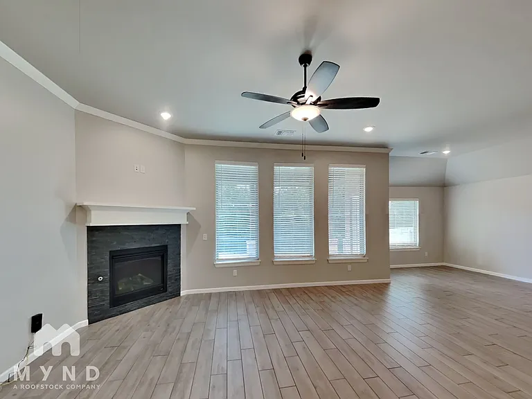 5400 Riverrun Ct — Photo 6