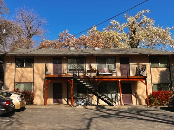 1144 W 3rd St APT B, Chico, CA 95928
