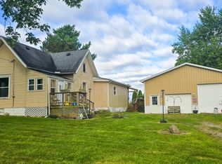 400 S Main St, Waldron, MI 49288