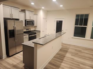 105 Hanging Moss Trl, Clayton, NC 27527