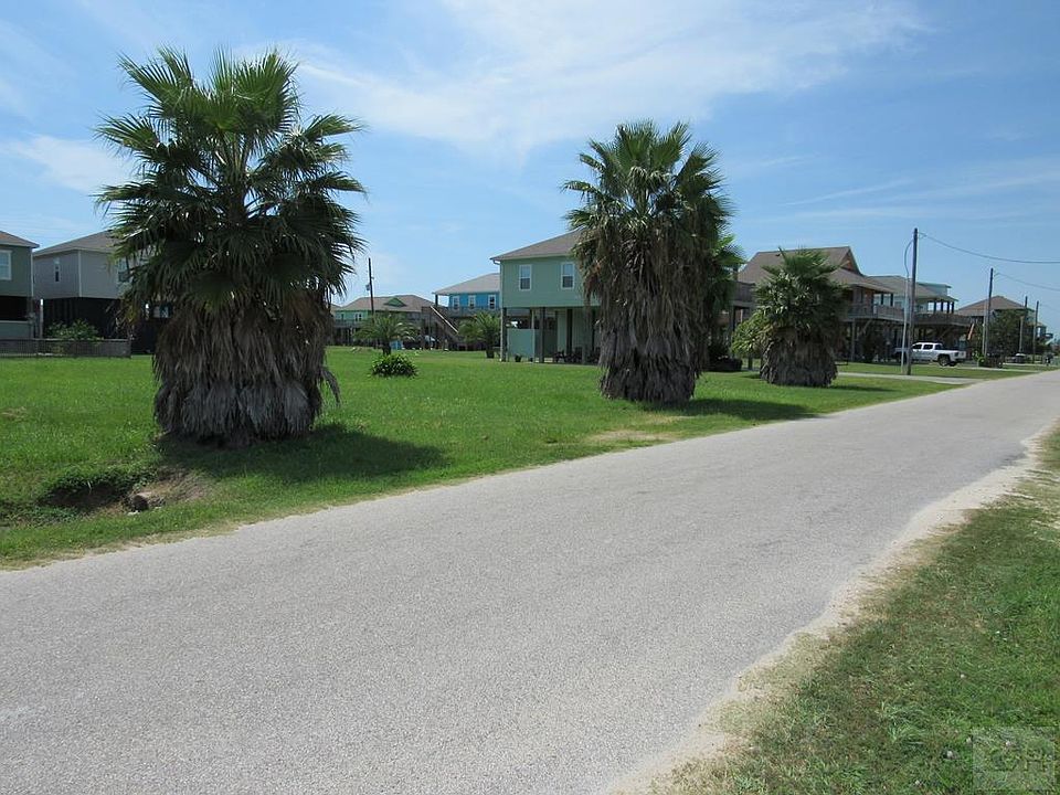 1st image of 867 Wommack Dr #869