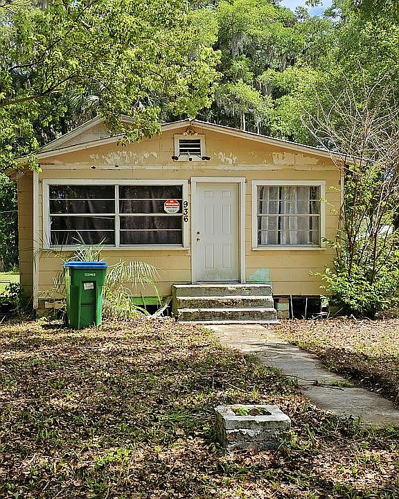 2nd image of 936 Lake Argenta Dr