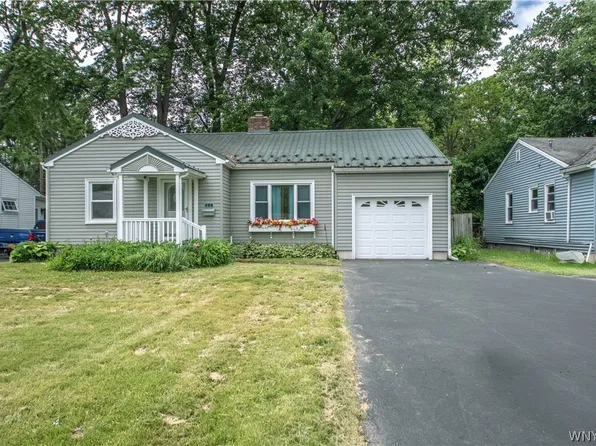 11 Davison Rd, Lockport, NY 14094