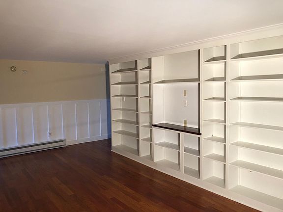 2nd image of 31 Market St #1