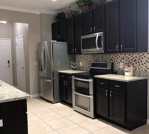 2nd image of 623 Woodland Terrace Blvd