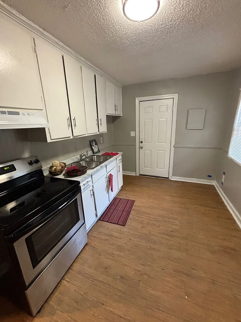 3604 Jonquil St — Photo 3