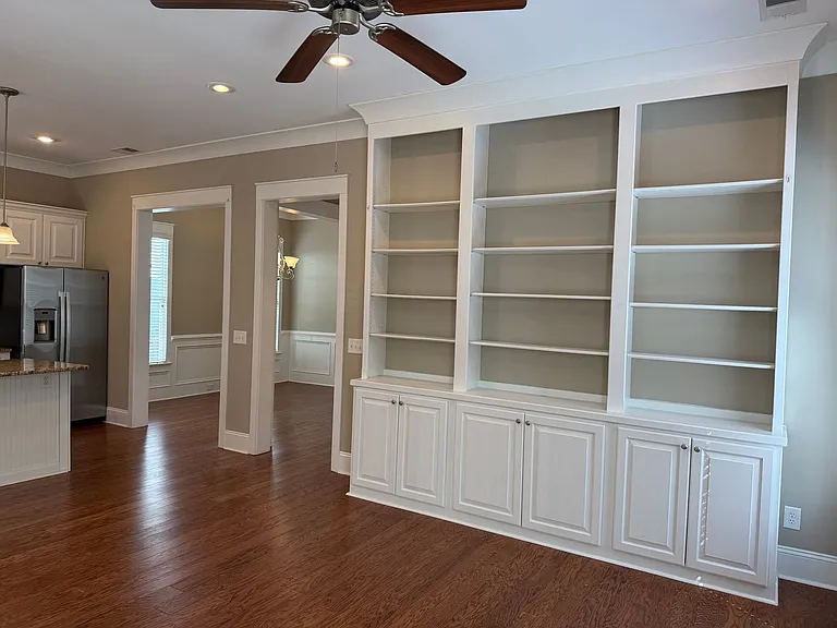 303 Newport Hill Ln — Photo 6