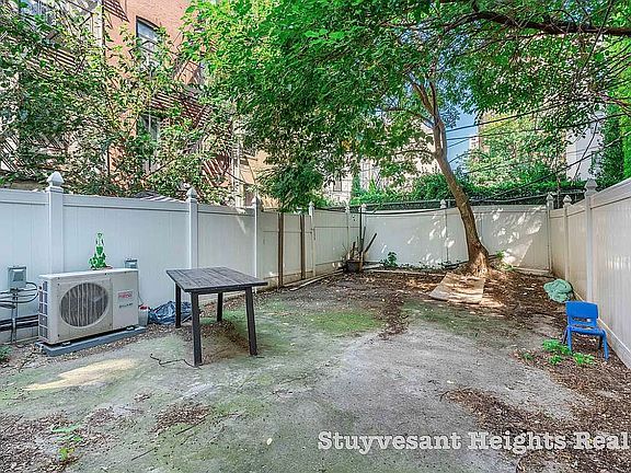 4th image of 463 Kosciuszko St #1C
