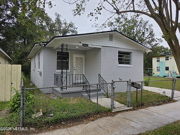 2nd image of 1753 W 12TH Street