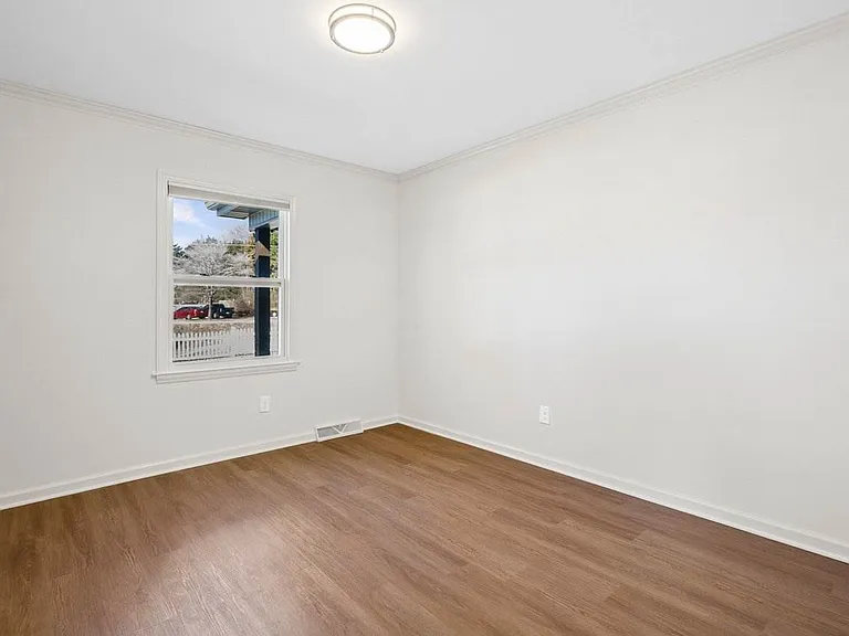 16808 Knoxwood Dr — Photo 20