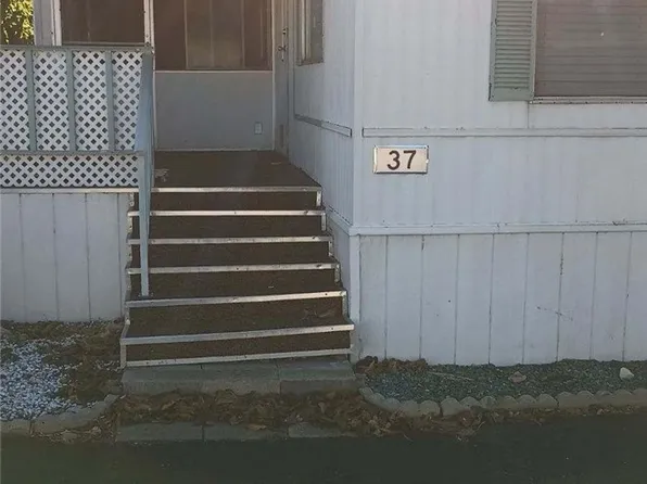 2410 Ronita Ln Space 37, Lake Isabella, CA 93240