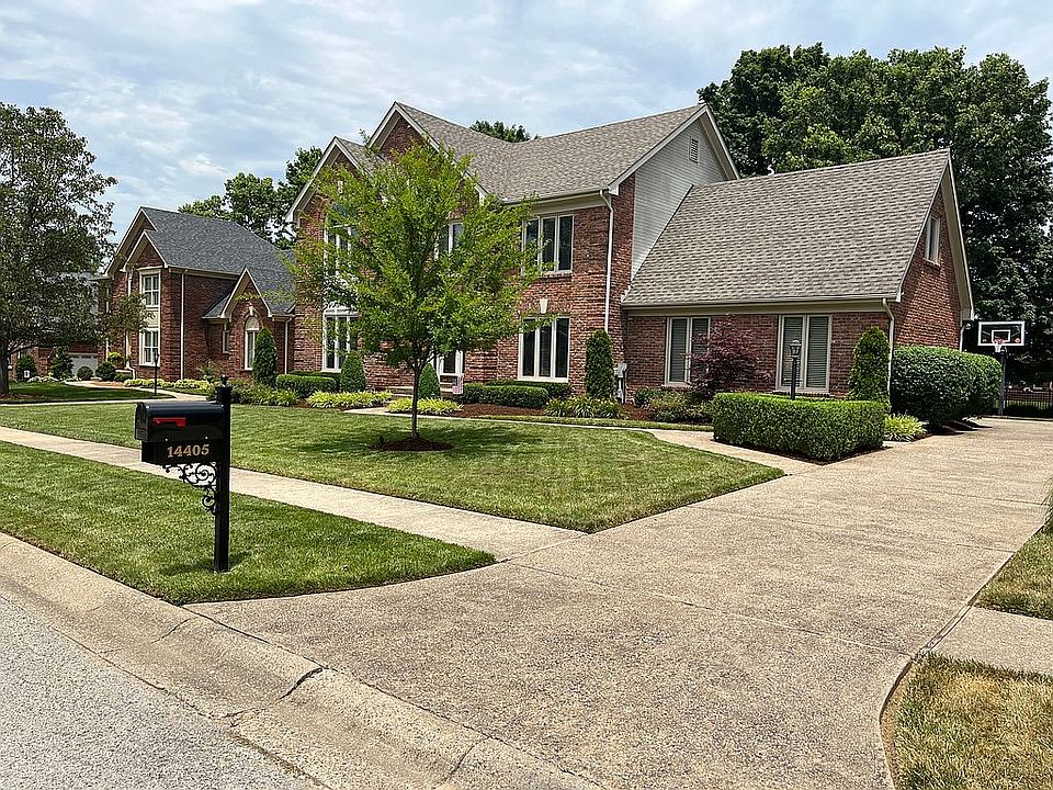 2nd image of 14405 Brook Forest Pl