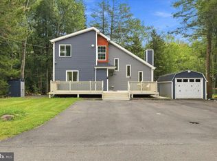 5121 Eagle Pl, Pocono Summit, PA 18346