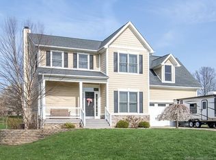 8279 Crimson Creek Ct, Georgetown, IN 47122