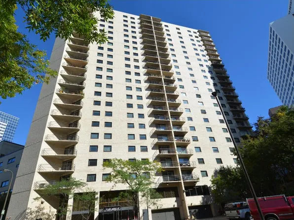 1225 Lasalle Ave APT 604, Minneapolis, MN 55403