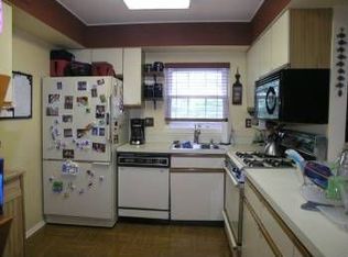 1816 Valley Glen Rd, Elkins Park, PA 19027