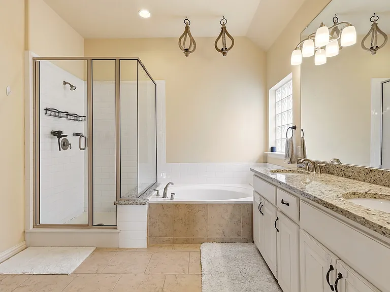 2512 Bill Moses Pkwy — Photo 14