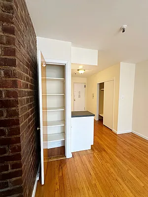 Rented by City Connections Realty | media 12