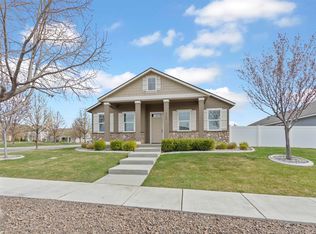 2302 Parkview Ave, Richland, WA 99352