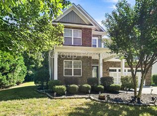117 E Warfield Dr, Mooresville, NC 28115