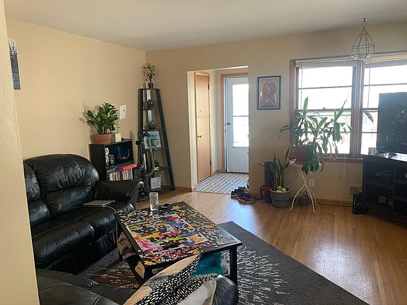 3rd image of 2617 Colfax Ave S