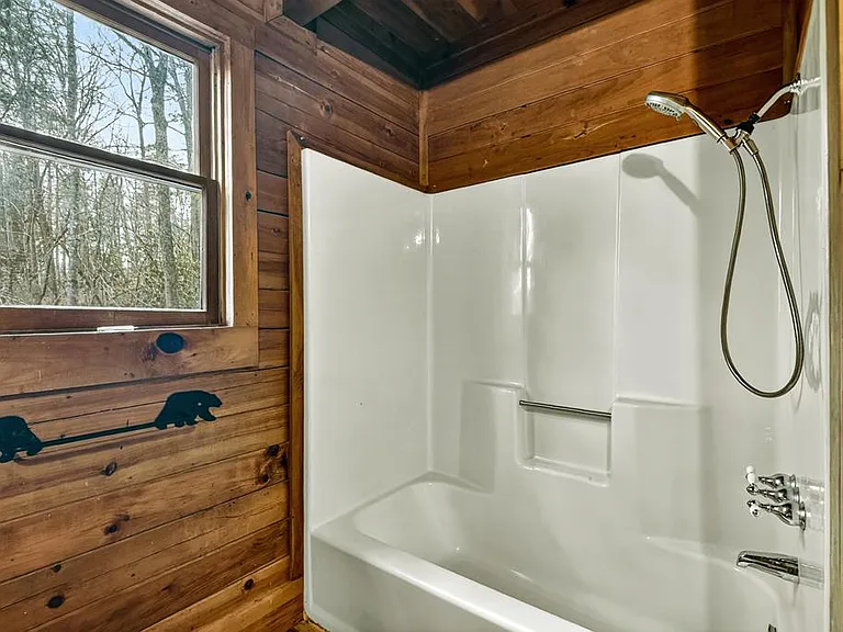 1266 Humphrey Mill Rd — Photo 11