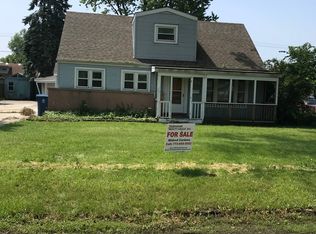 253 Winters Dr, Melrose Park, IL