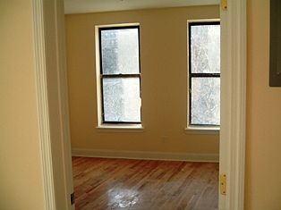 5th image of 242 Bradhurst Ave APT 34