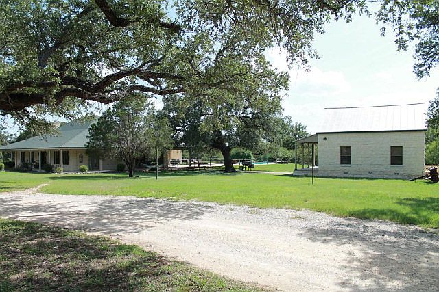 1st image of 27845 Countryside Dr