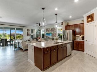 2153 Clementine St, Naples, FL 34120