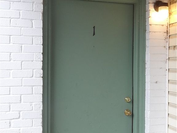 2nd image of 510 Avondale Ave APT 1