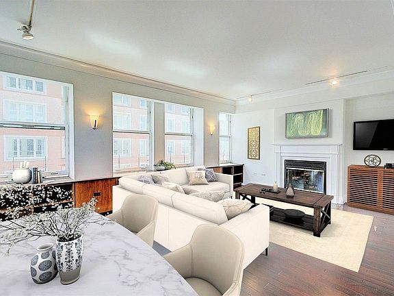4th image of 223 W 80th St