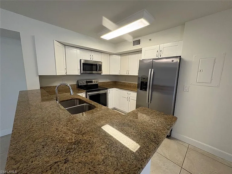 1265 Wildwood Lakes Blvd #105 — Photo 6