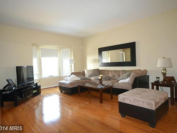 4th image of 17316 Nugent Ln