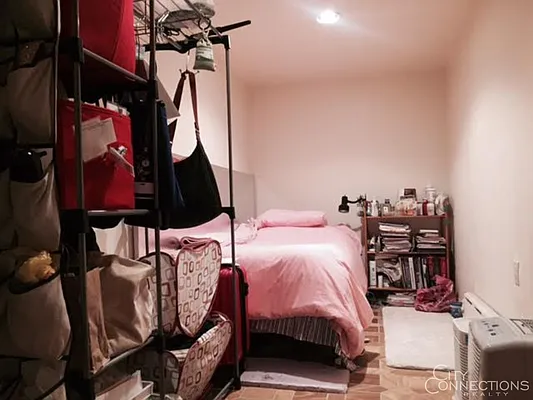 Rented by City Connections Realty | media 49