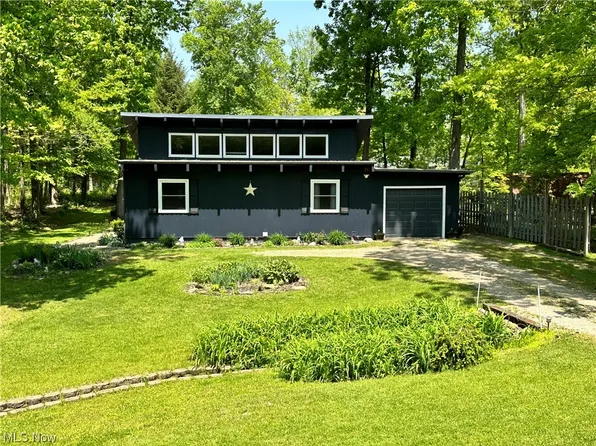 6033 Sequoia Pl, West Salem, OH 44287