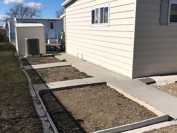 5th image of 419 Fruitland Ave #1-34