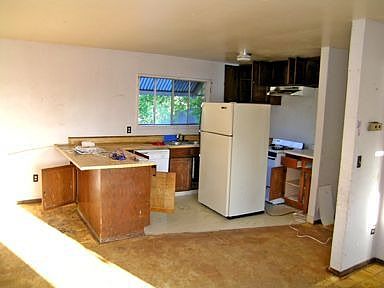2nd image of 3385 Fulton Rd