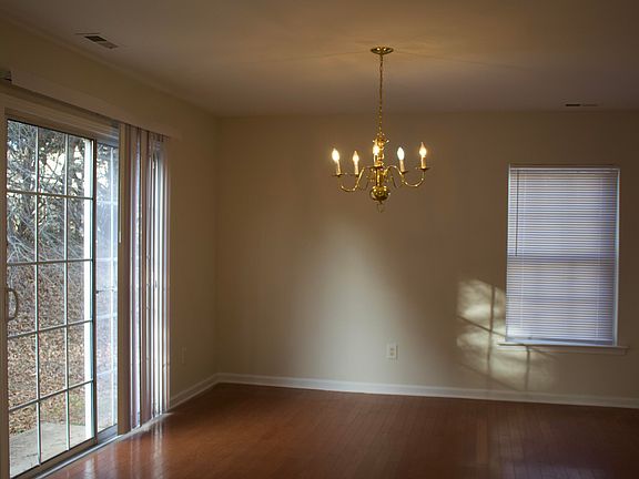 4th image of 6005 Namozine Ct