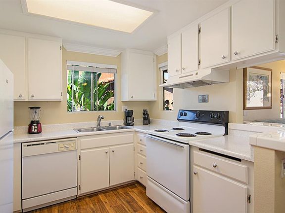 3rd image of 202 Woodland Pkwy Unit 213